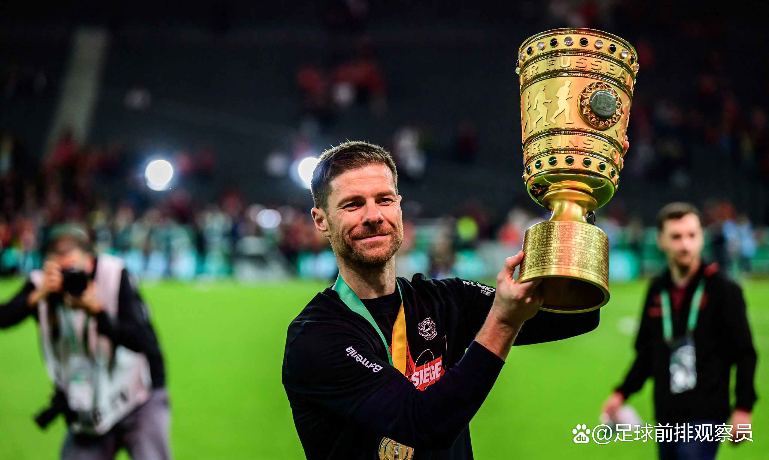 华体会官方网站-最后时刻足总杯焦点战,拜仁慕尼黑完成绝杀压哨,悬念犹存,年轻球员获得机会的简单介绍